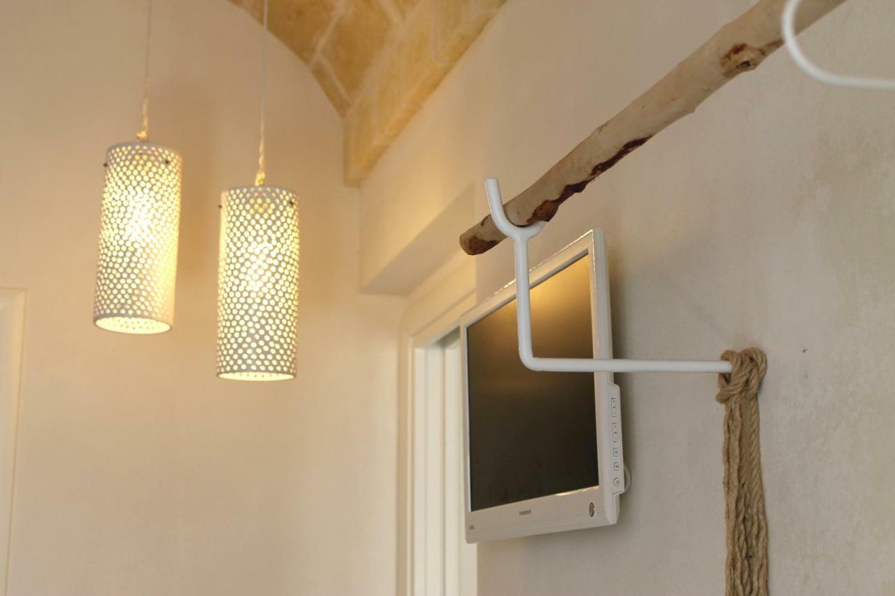 Oltre Gli Ulivi Bed & Breakfast ออสตูนี ภายนอก รูปภาพ